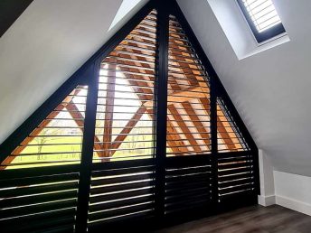 Shutters schuin