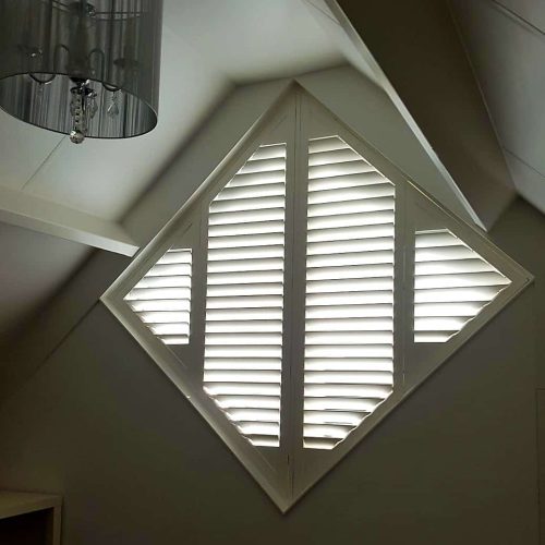 Shutters schuin